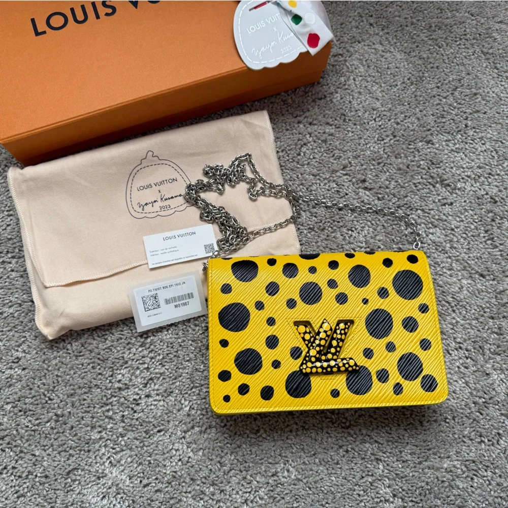 Authentic Louis Vuitton x Yayoi Kusama Twist Belt Chain Wallet - Picture 3 of 7